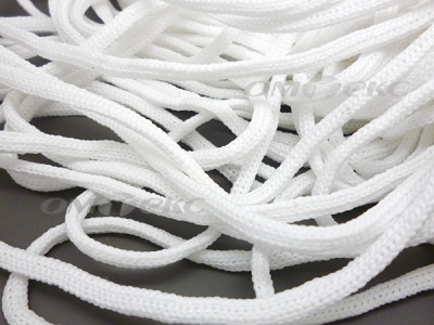 Шнур В-036 4 мм мелкое плетение 100 м белый - купить в Арзамасе. Цена: 2.02 руб.